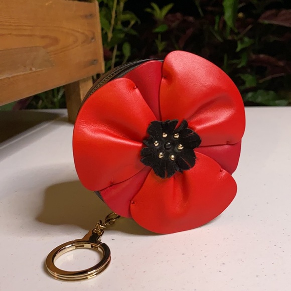 Kate Spade Poppy Zippered Coin Purse with Keychain - Picture 4 of 17